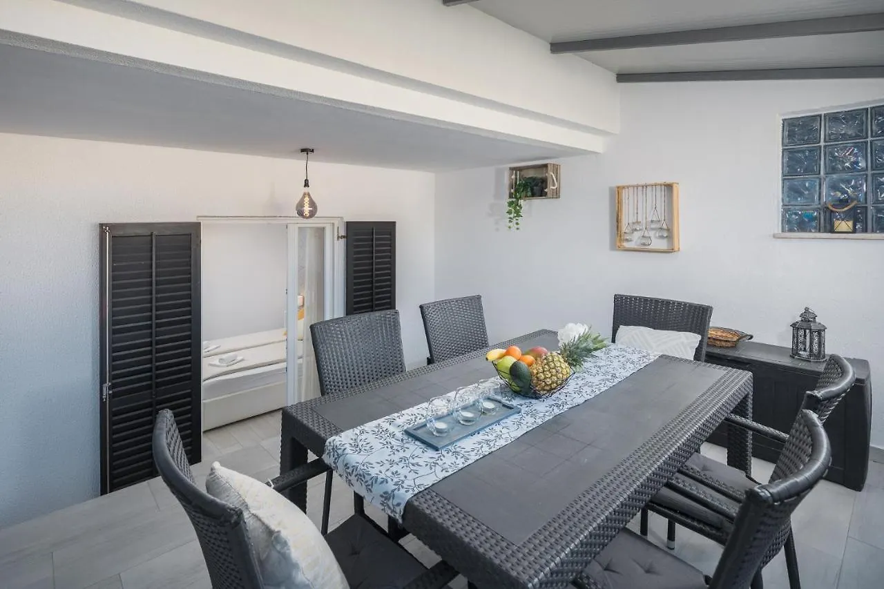 Apartment Sea Pearl Porec Croatia
